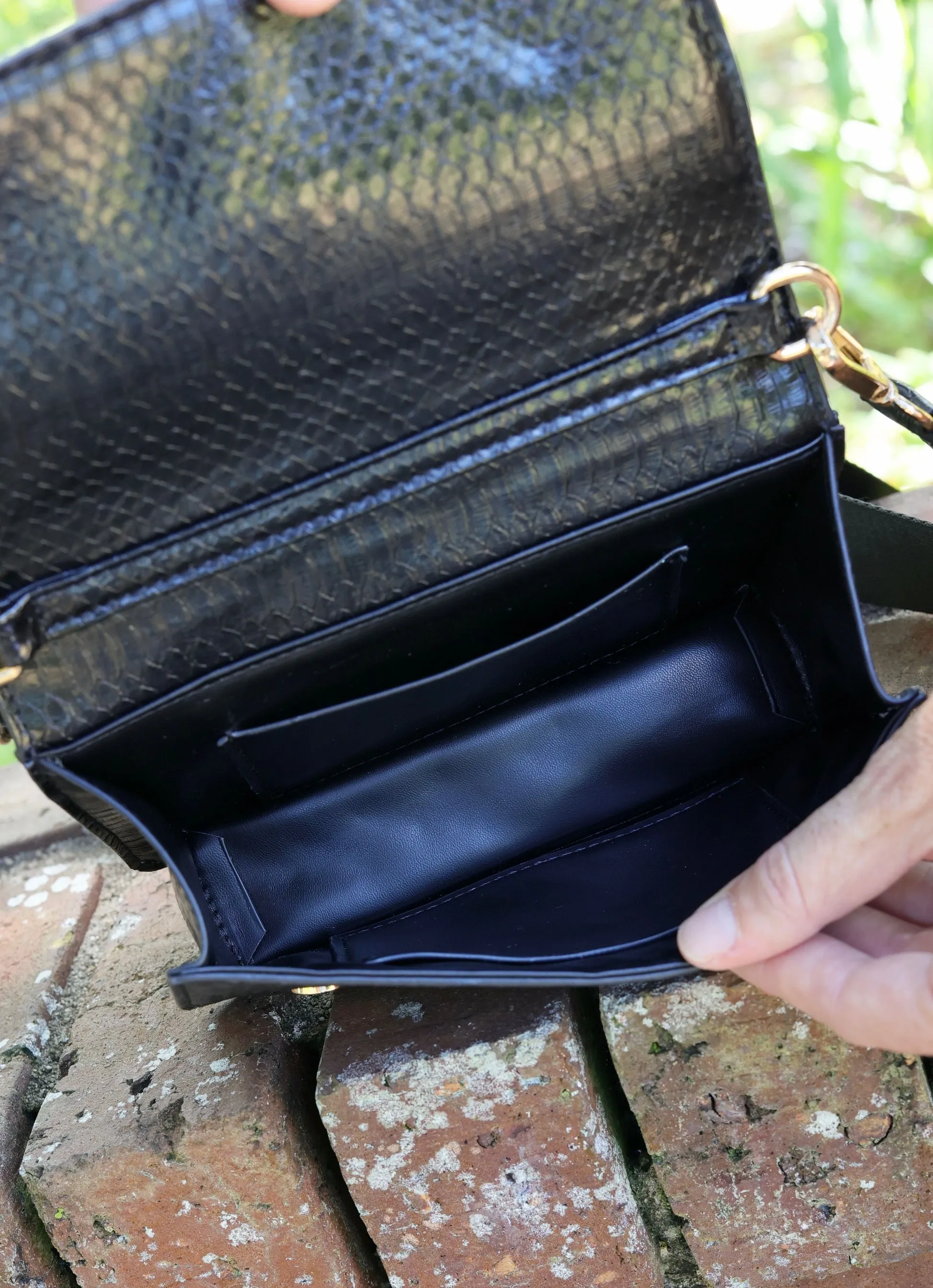 Maverick Black Crossbody with Pocket