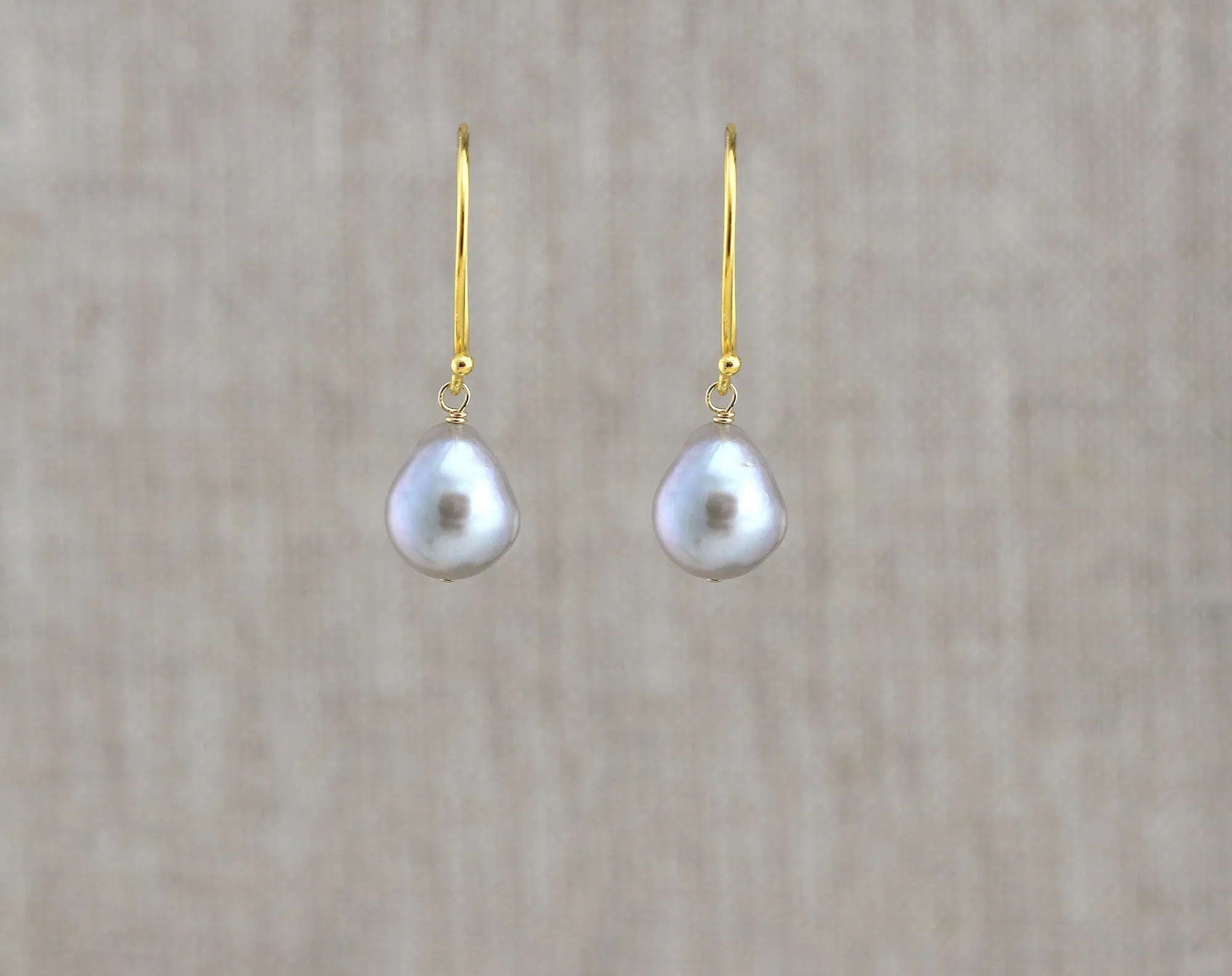Small Grey Edison Pearl Earring