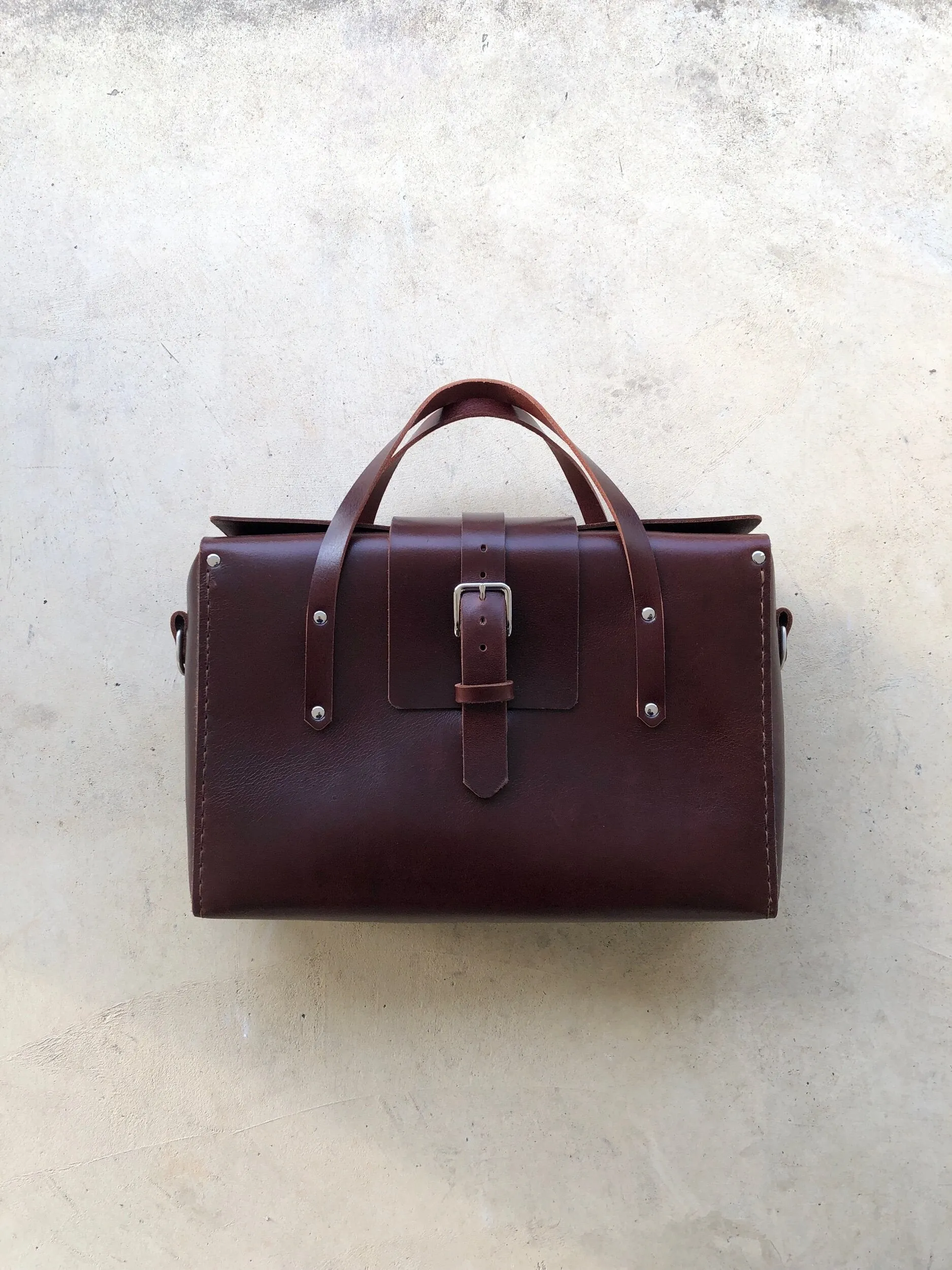 The Doctor Bag - buffalo chestnut