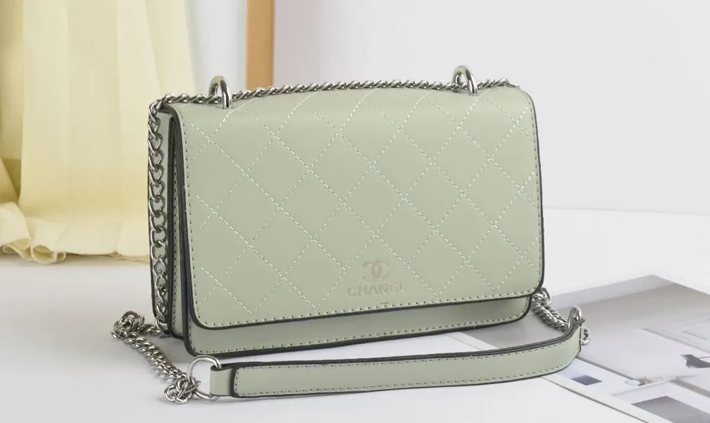 Women Small Premium Bag